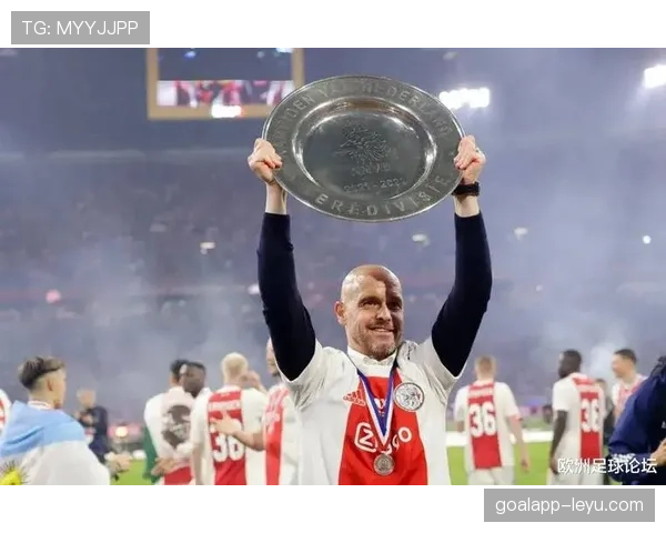 勒沃库森官宣：滕哈赫执教62天火速下课！德甲两轮不胜成导火索