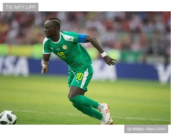 马内呼吁国家团结共克时艰，彰显塞内加尔领袖责任担当