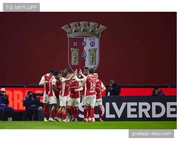 水晶宫强势回暖，开启英超新篇章