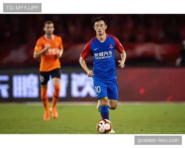 萨维奇对抗优势明显,防守表现稳健 萨维奇对抗优势明显,防守表现稳健